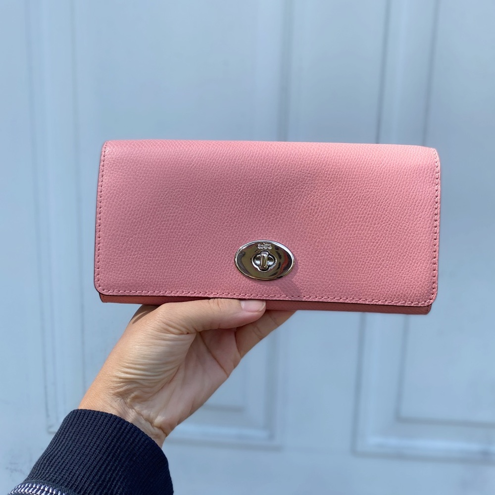 COACH SLIM CHAIN ENVELOPE LEATHER WALLET